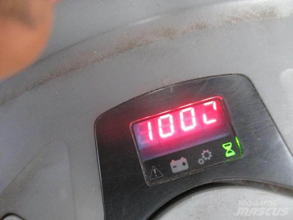 BT SWE 080L Yaya kumandali istif makinasi