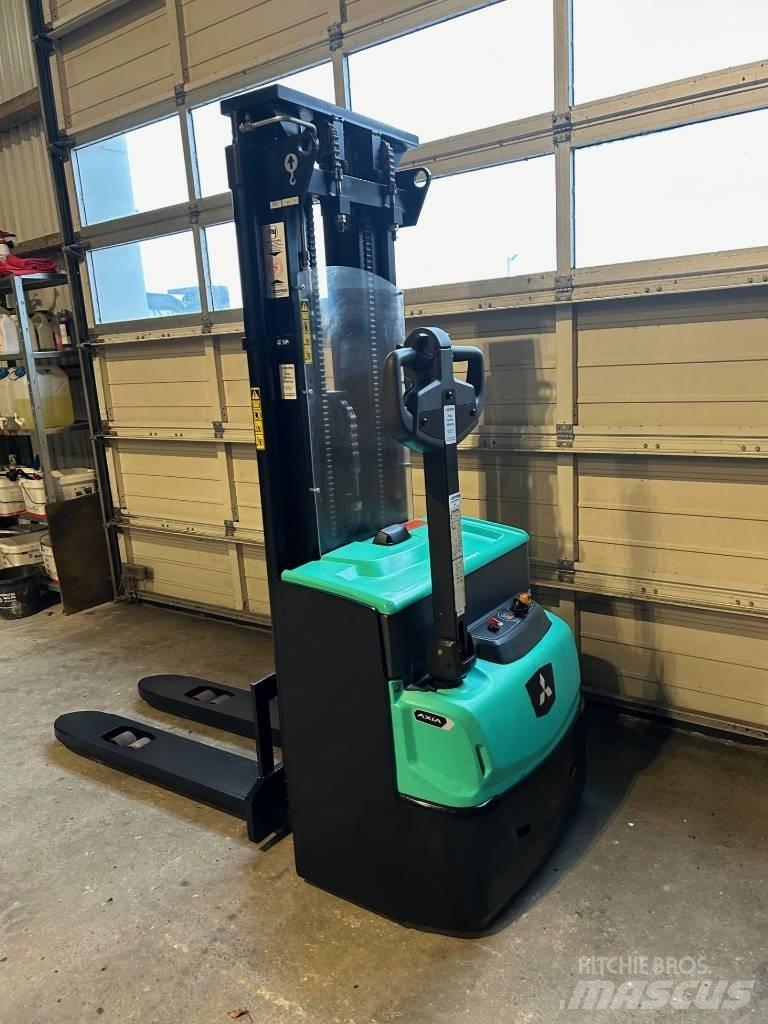 Mitsubishi SBP12N3 Akülü depo ekipmanları