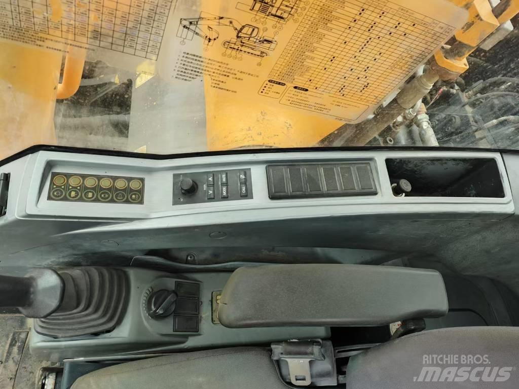 Hyundai R220LC-9S Paletli ekskavatörler