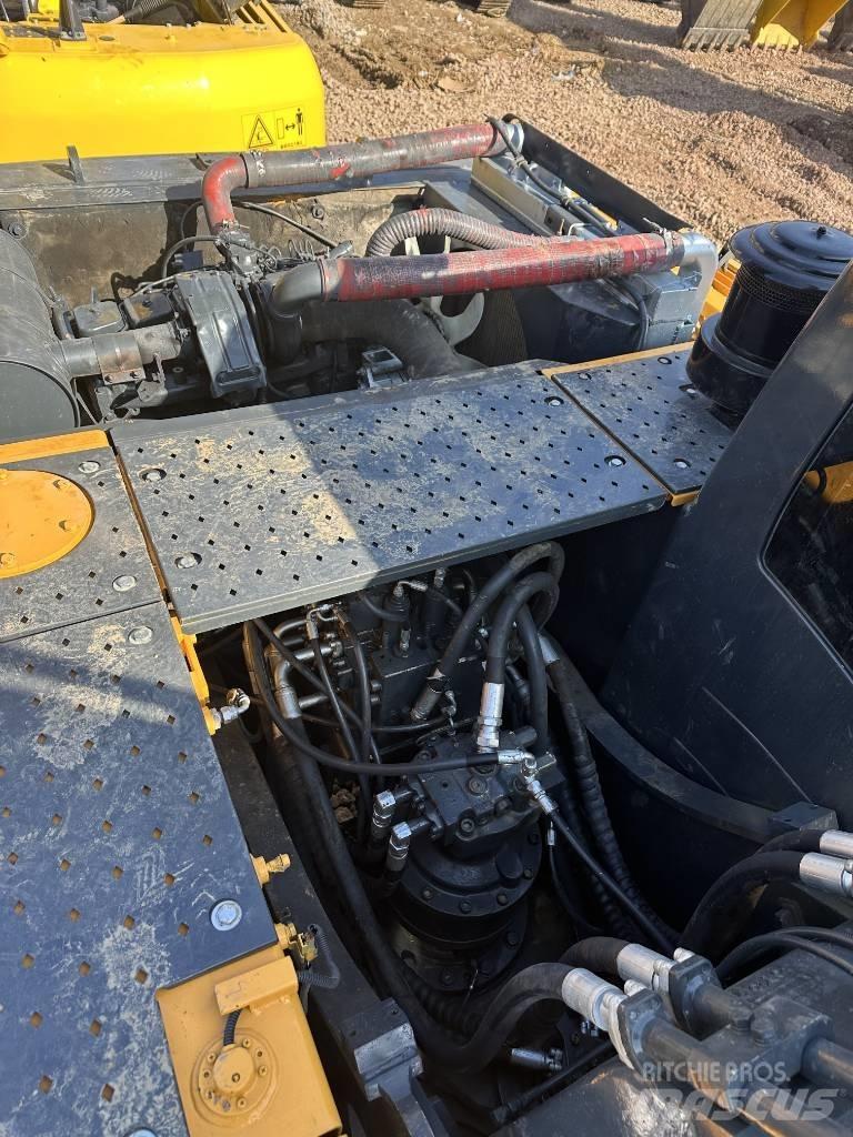 Hyundai Robex 215 Paletli ekskavatörler