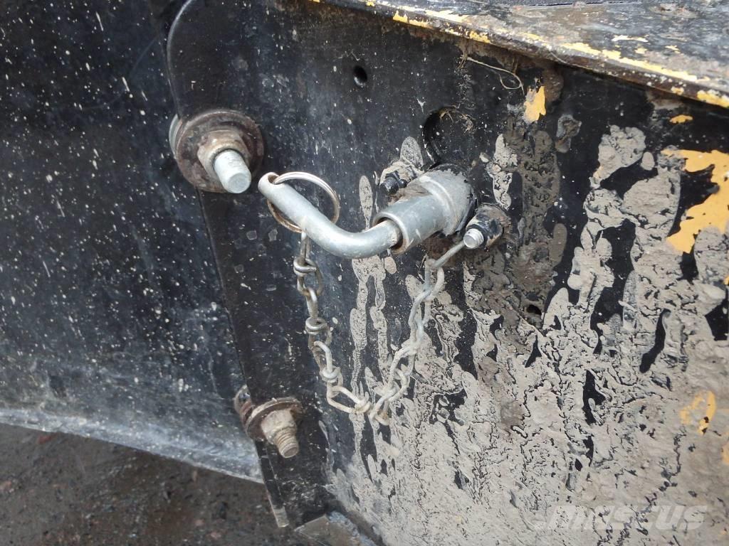 JCB 4 CN Kazıcı yükleyiciler - beko loder