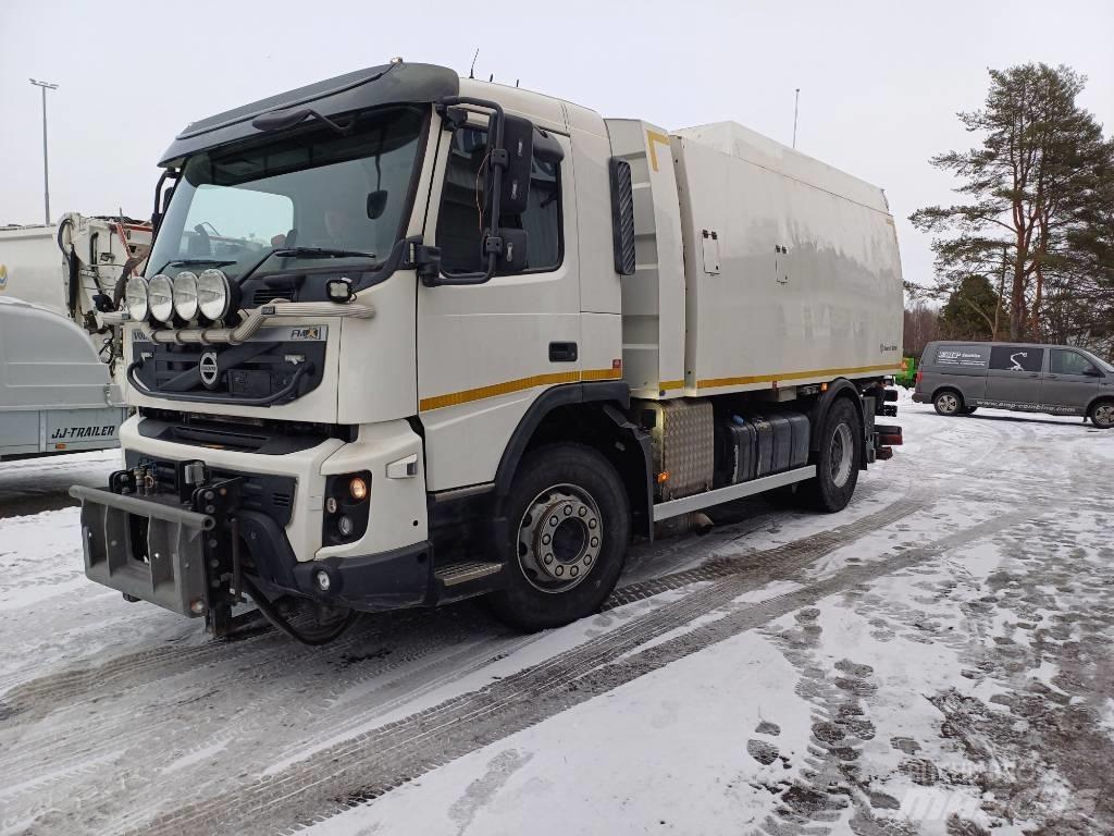 Volvo FMX Süpürme kamyonları