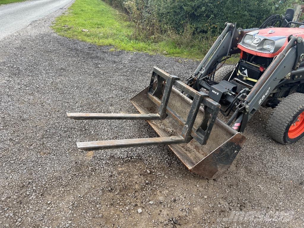 Kubota STV 36 Traktörler