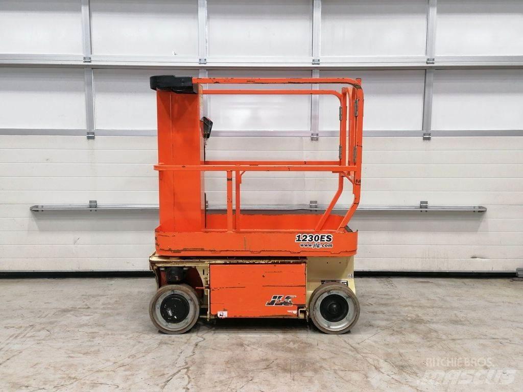 JLG 1230ES Makasli platformlar