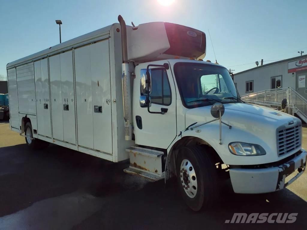 Freightliner M2 İçecek kamyonları