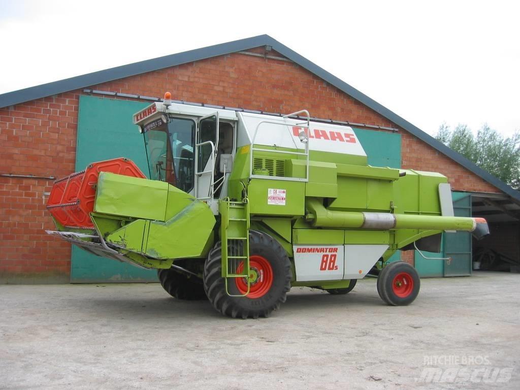 CLAAS Dominator 88 S Biçerdöverler