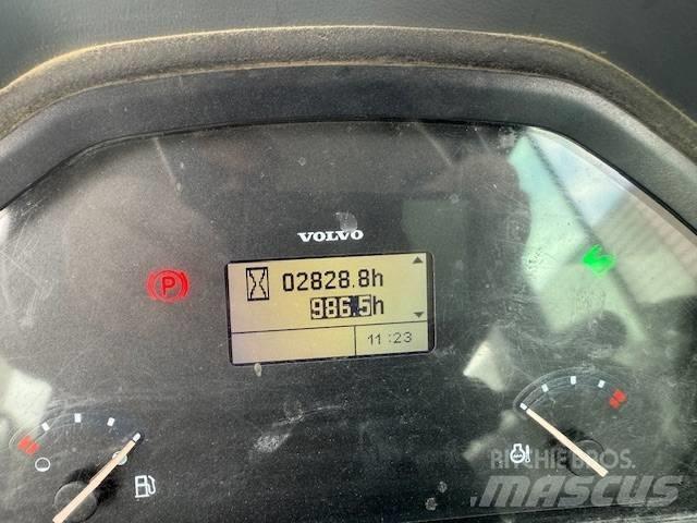 Volvo L 30 G Tekerlekli yükleyiciler