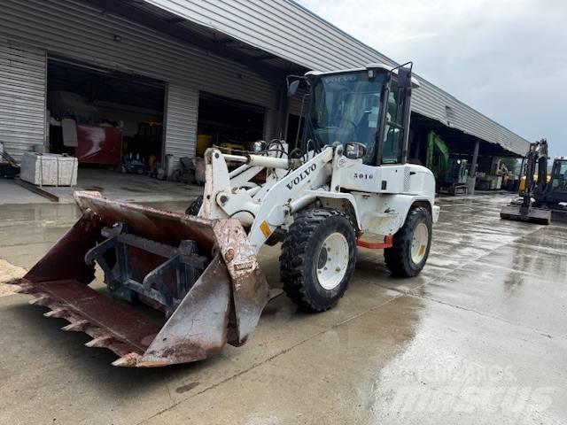 Volvo L 30 G Tekerlekli yükleyiciler