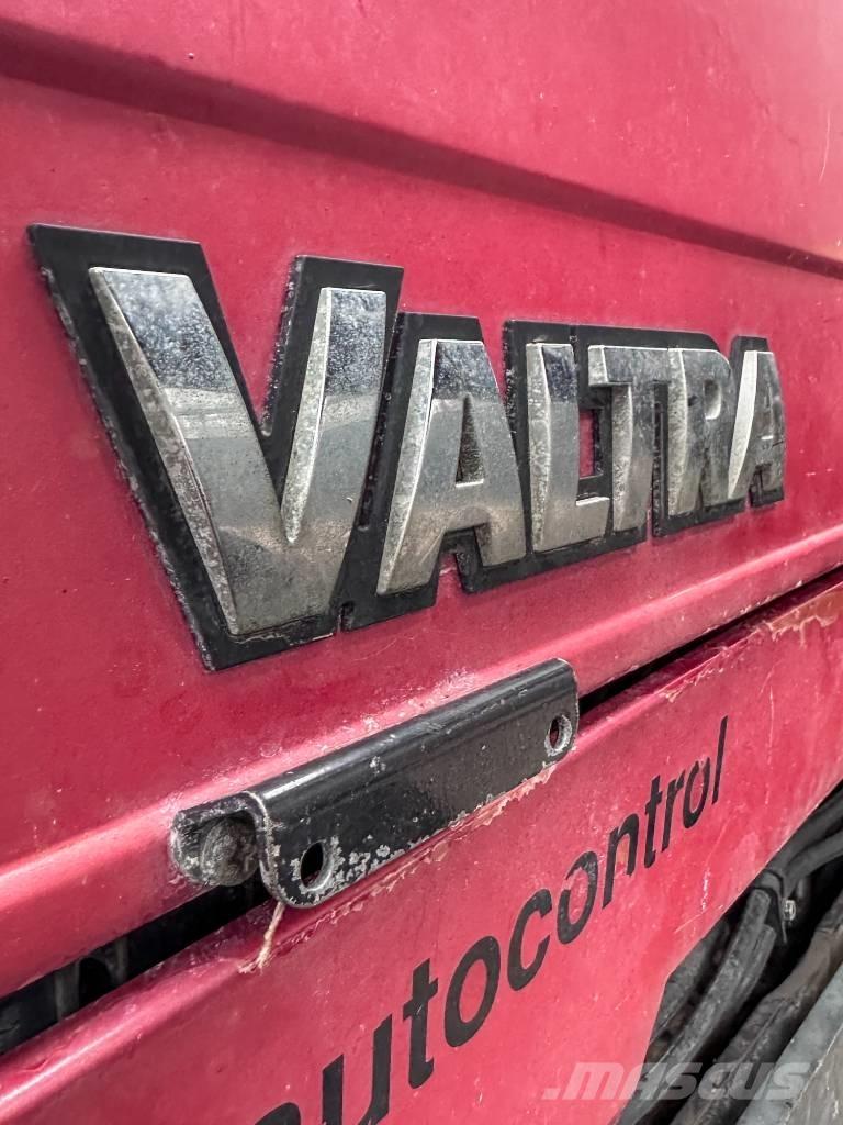 Valtra 900 Traktörler