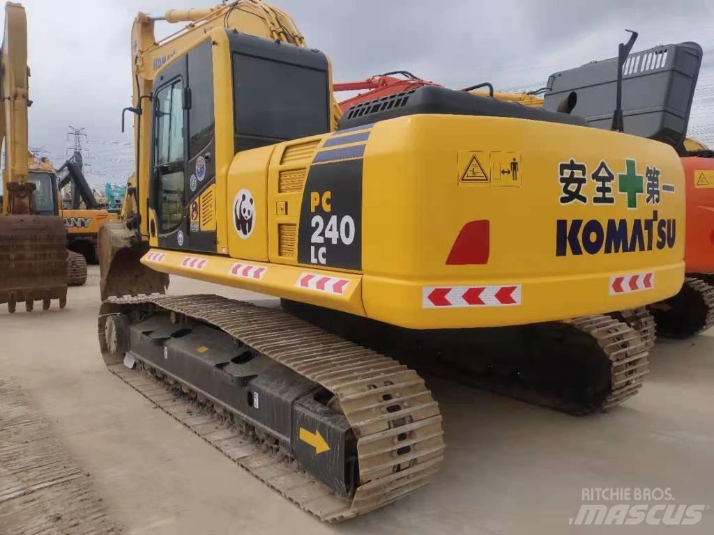 Komatsu PC 240 Paletli ekskavatörler