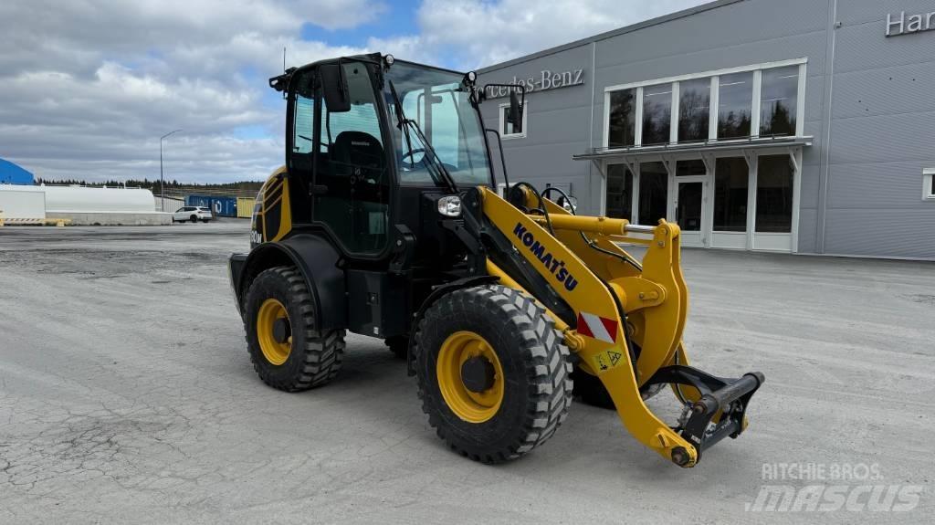 Komatsu WA 80 M Tekerlekli yükleyiciler