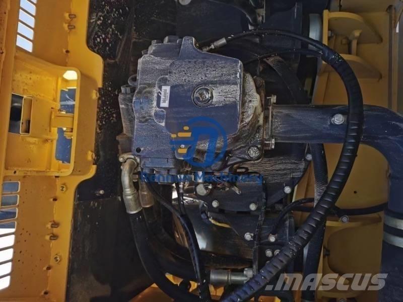Komatsu PC360-7 Paletli ekskavatörler