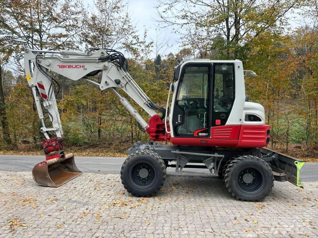 Takeuchi TB 295 W Lastik tekerli ekskavatörler