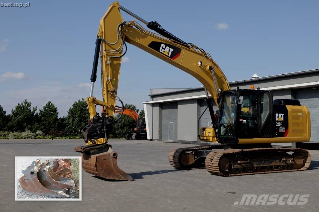CAT 320 FL Paletli ekskavatörler