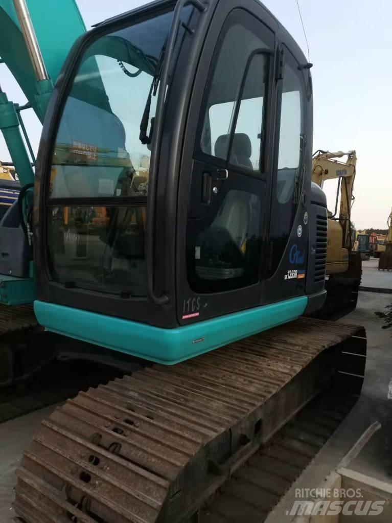 Kobelco SK 135 Paletli ekskavatörler
