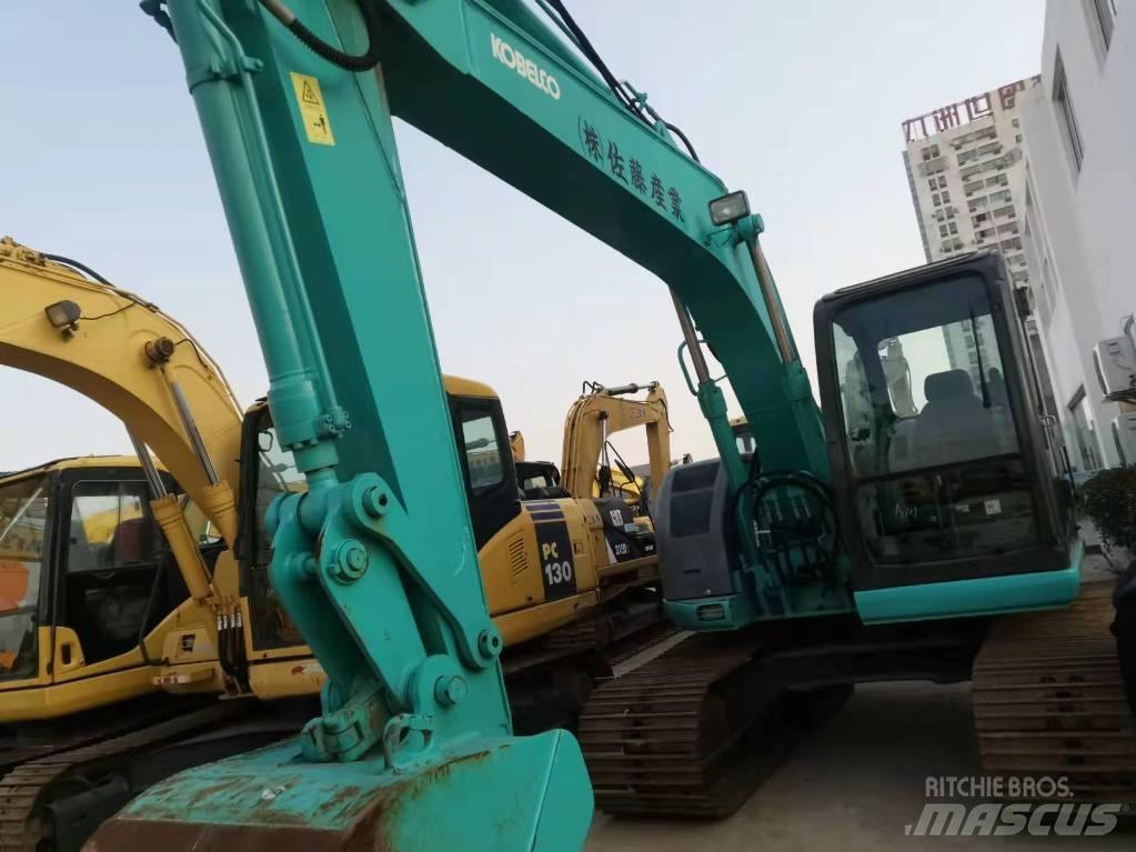 Kobelco SK 135 Paletli ekskavatörler