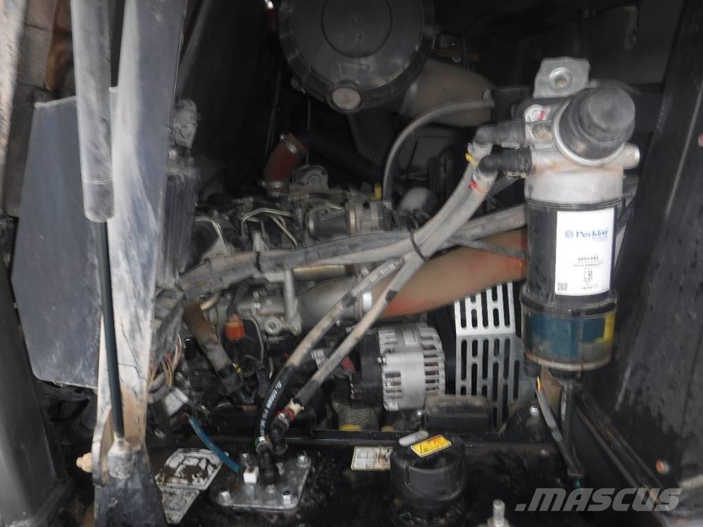 Mecalac 6 MDX Belden kirma kamyonlar