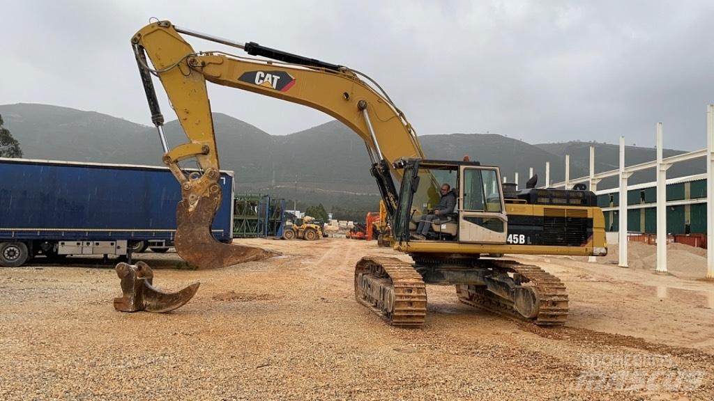 CAT 345 B L Paletli ekskavatörler