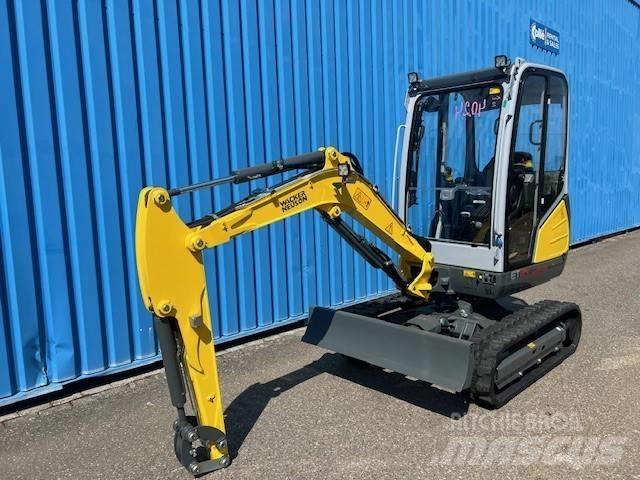 Wacker Neuson ET 24 Paletli ekskavatörler