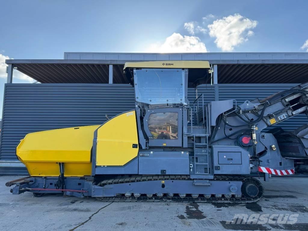 Bomag BMF 2500 S Asfalt sericiler