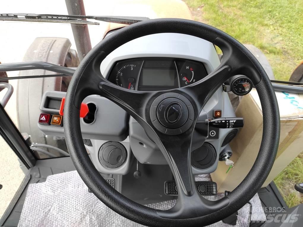 Kubota M4073 Traktörler