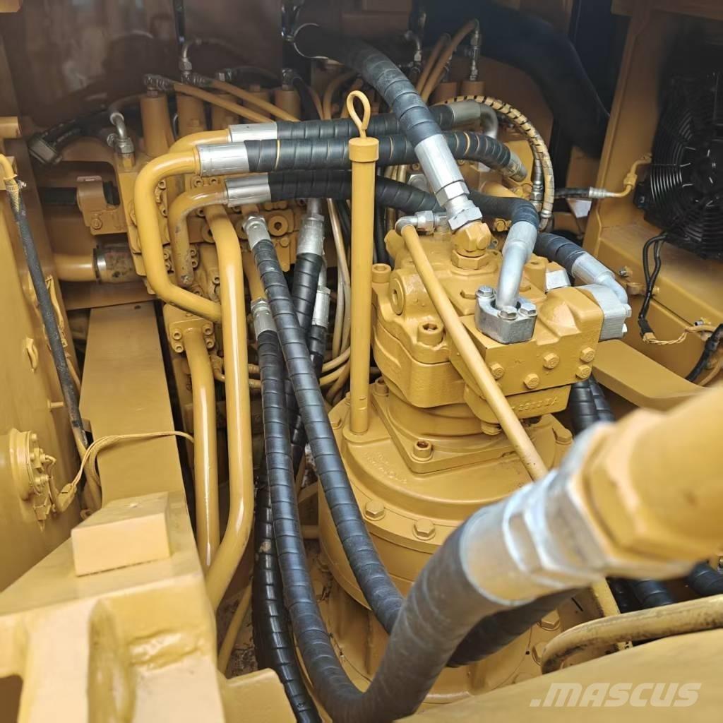 CAT 326DL Paletli ekskavatörler