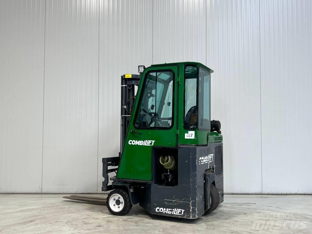 Combilift CB2500 lpg 4 yönlü reach truck