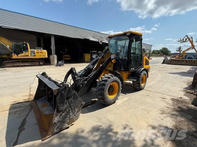 JCB 406 Tekerlekli yükleyiciler