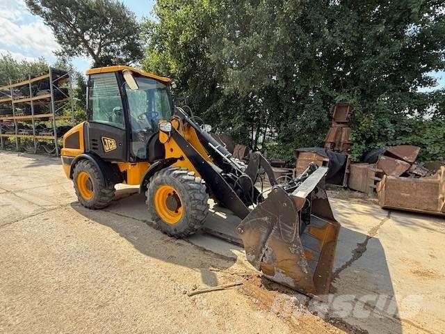 JCB 406 Tekerlekli yükleyiciler