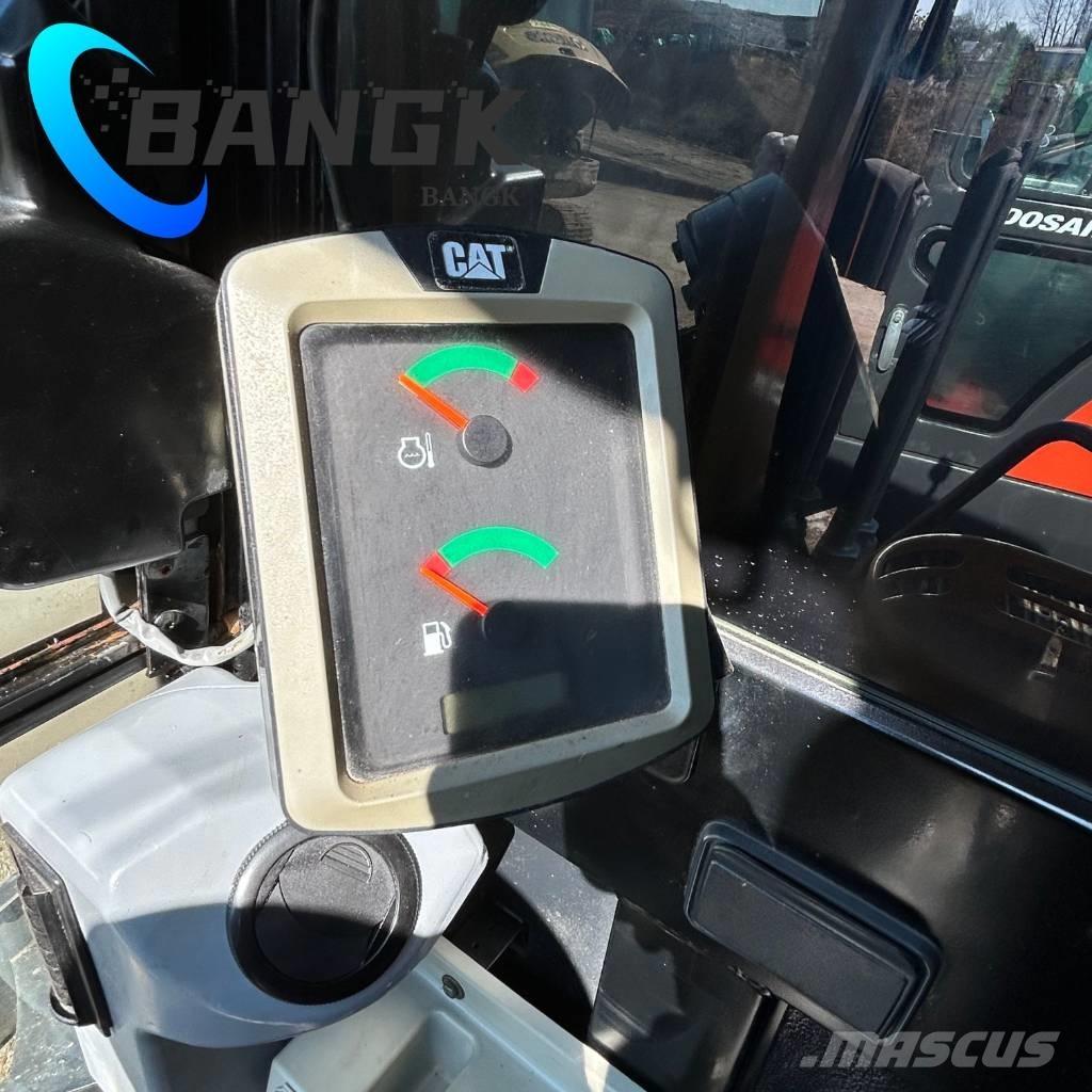 CAT 306E2 Paletli ekskavatörler