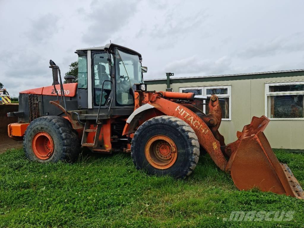 Hitachi ZW 220 Tekerlekli yükleyiciler