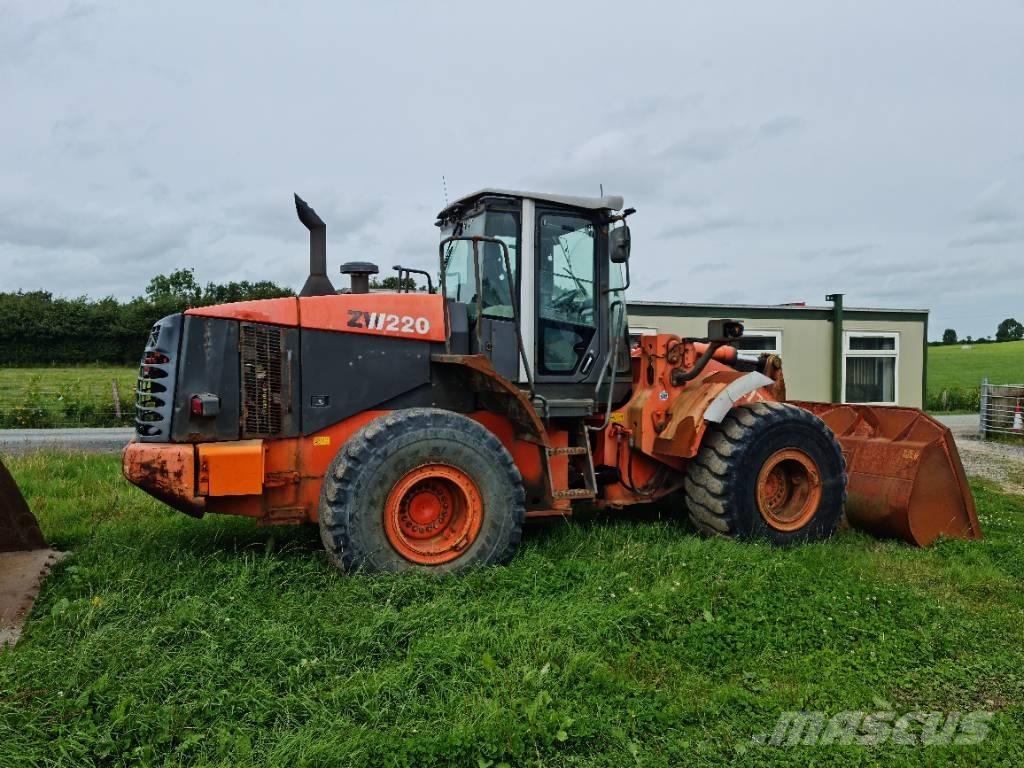 Hitachi ZW 220 Tekerlekli yükleyiciler