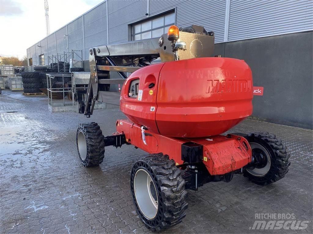 Manitou 160ATJ RC Körüklü personel platformları