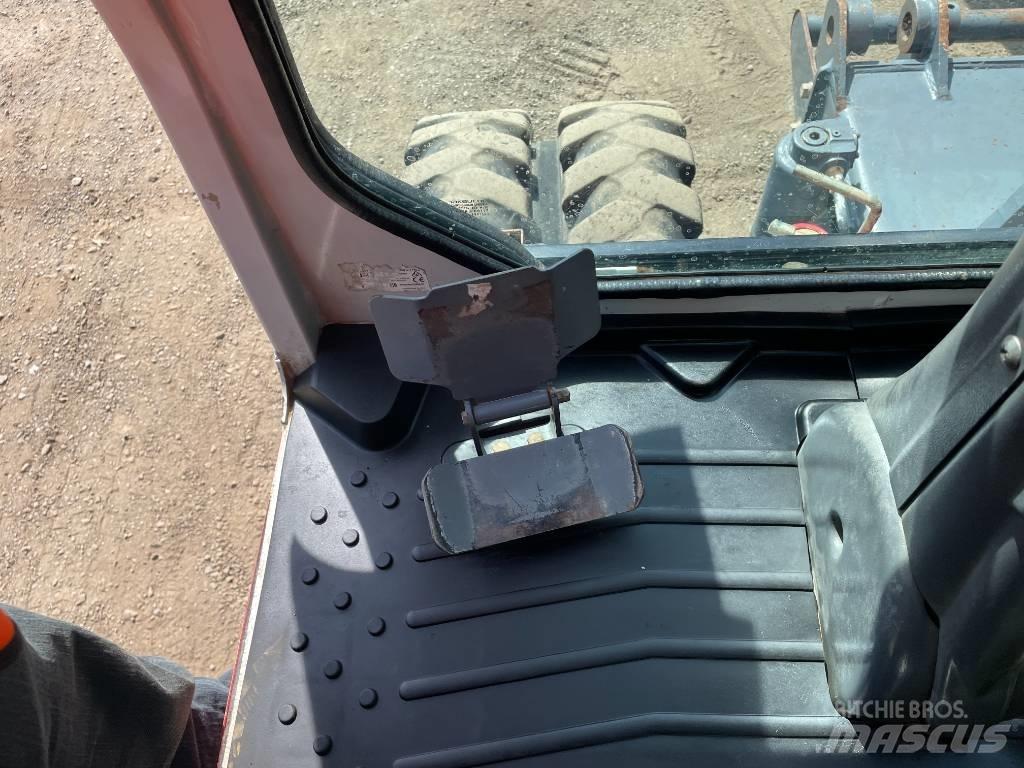 Takeuchi TB 295 W Lastik tekerli ekskavatörler