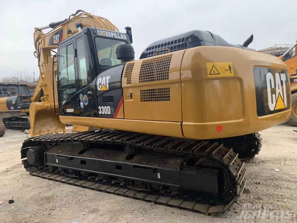 CAT 330 D Paletli ekskavatörler