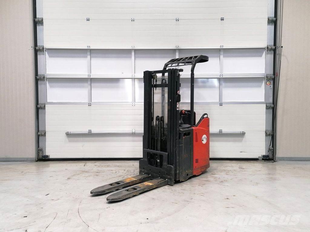 Linde L12SP Yaya kumandali istif makinasi