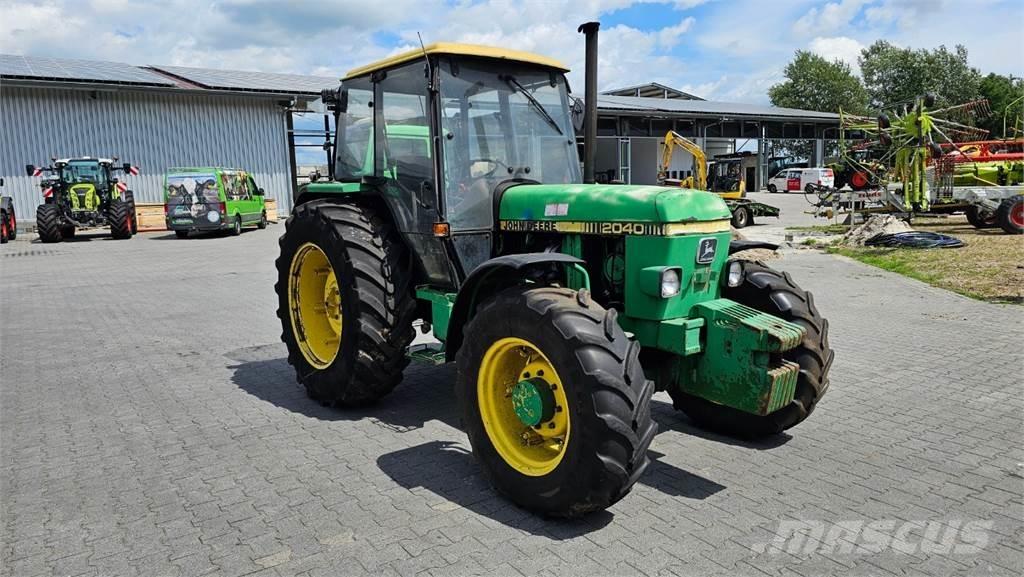 John Deere 2040A Traktörler