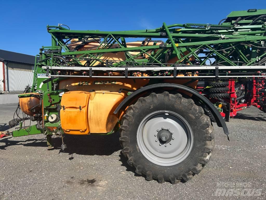 Amazone UX 5200 Çekilir pülverizatörler