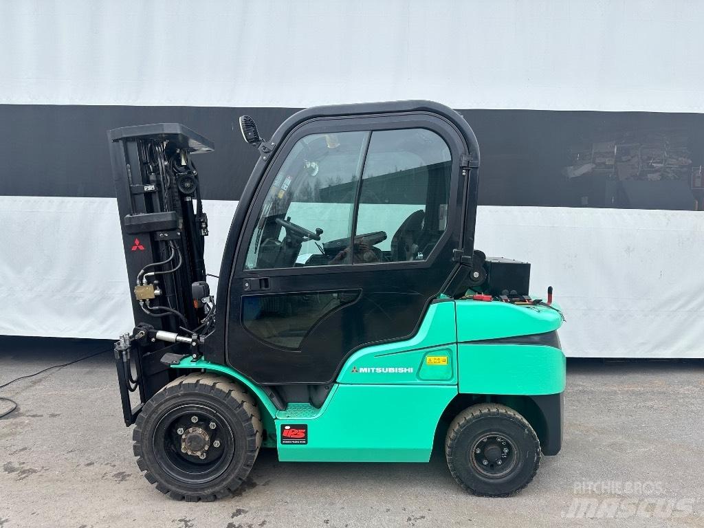 Mitsubishi FD 35 N Dizel forkliftler