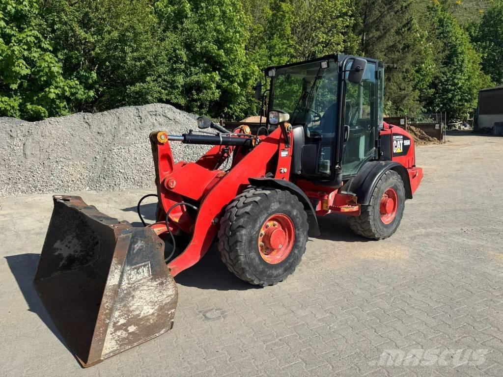 CAT 906M Tekerlekli yükleyiciler