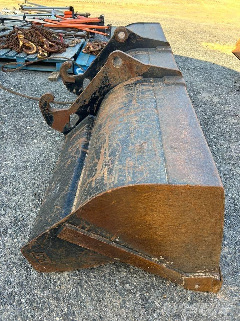 CAT 420F2 IT Kazıcı yükleyiciler - beko loder