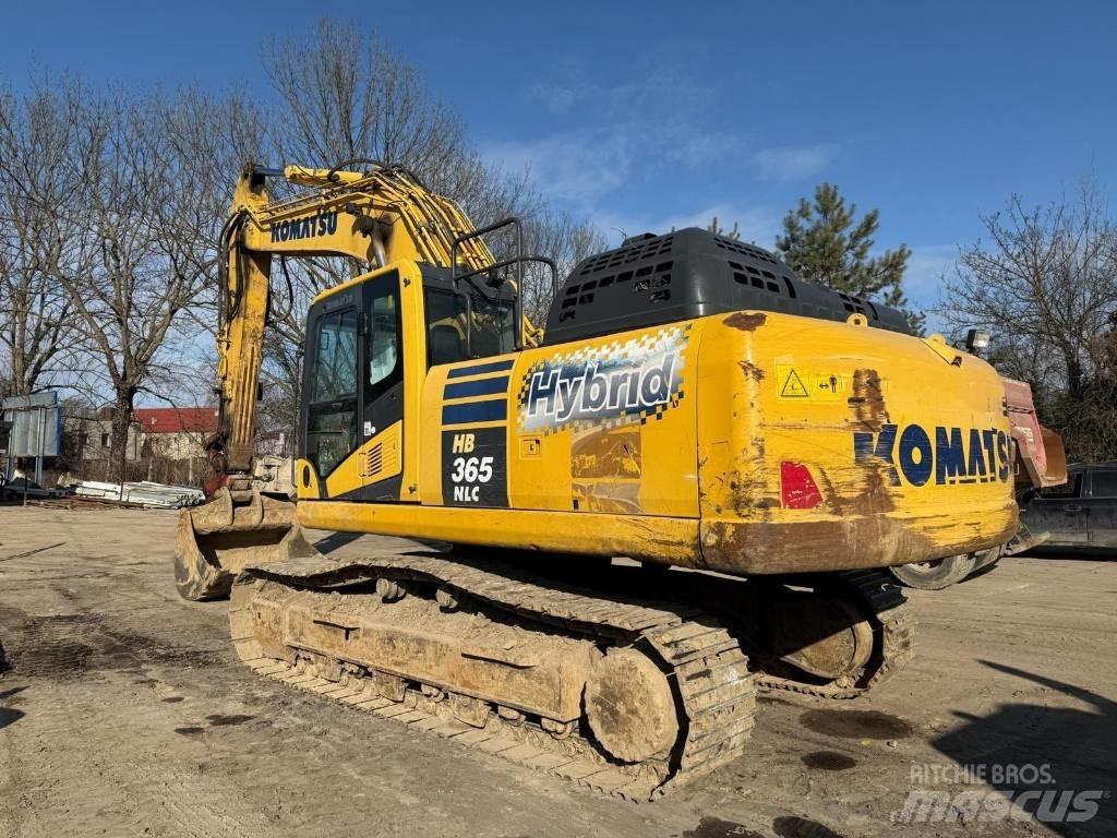 Komatsu HB 365 Paletli ekskavatörler