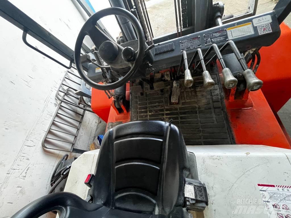 Heli K 100 Dizel forkliftler