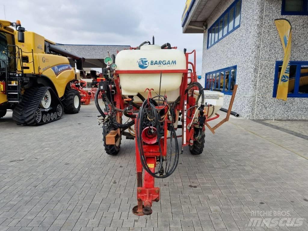 Bargam Elios 2200 Sivi gübre ve ilaç tankerleri