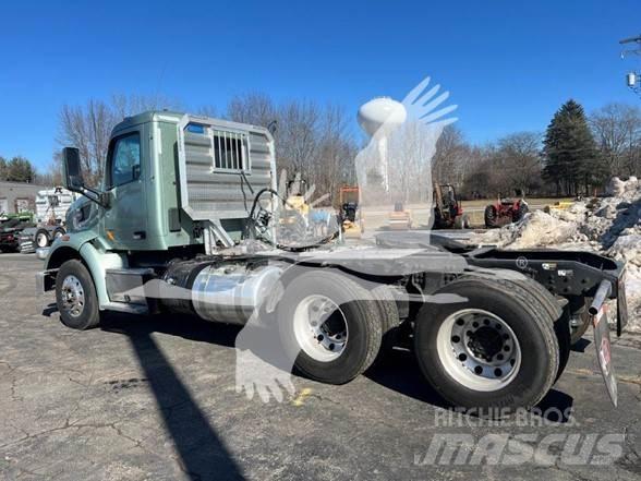 Peterbilt 567 Çekiciler