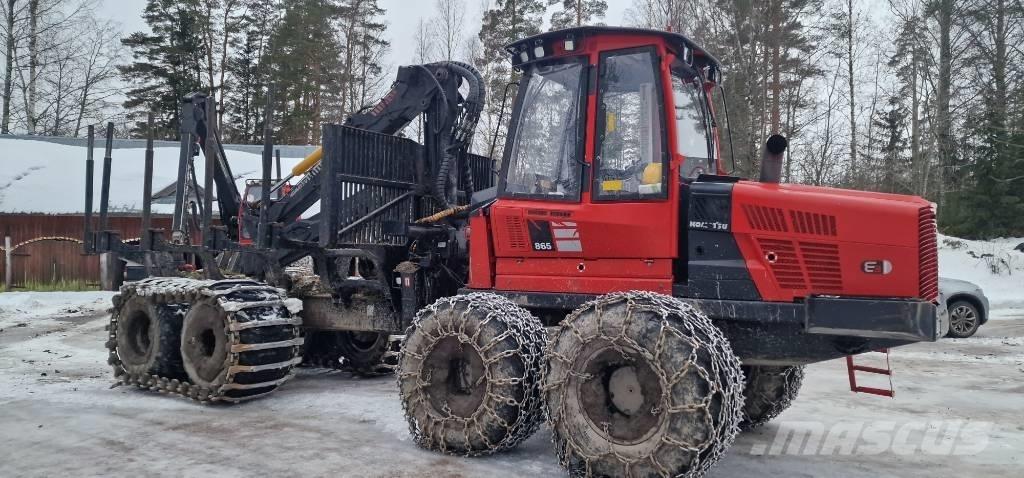 Komatsu 865 Tomruk yükleyici traktörler