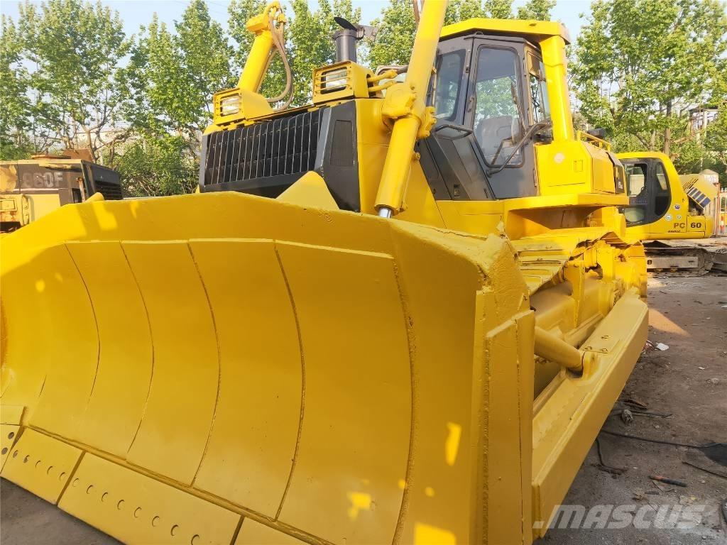 Komatsu D155AX-5 Paletli dozerler