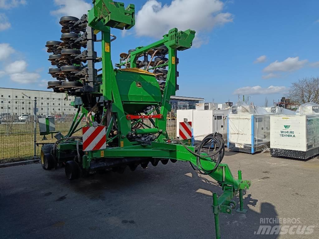 John Deere 750 A Mibzerler