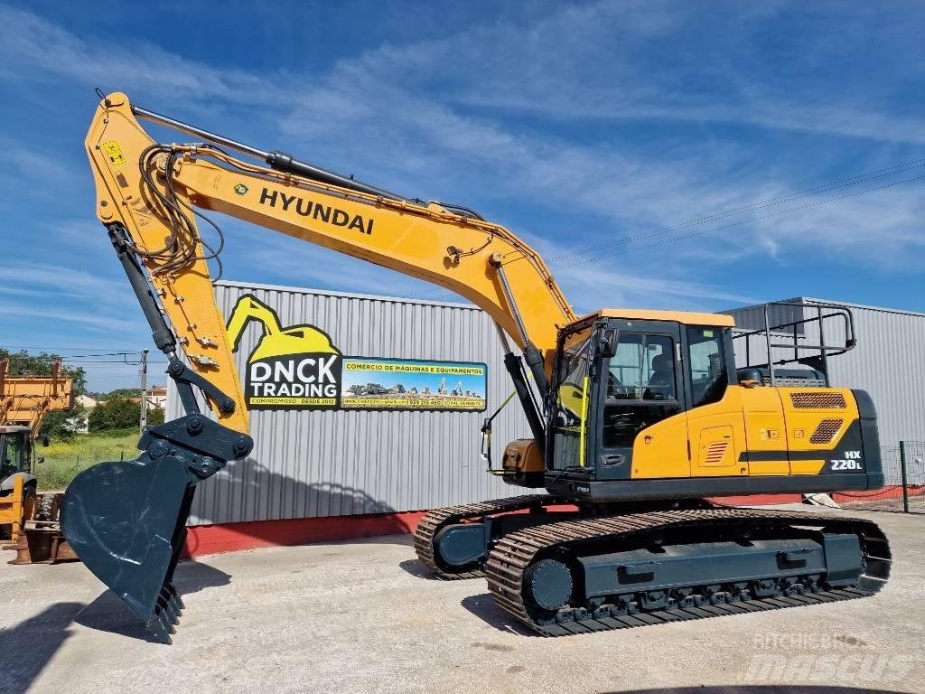 Hyundai HX 220 L Paletli ekskavatörler