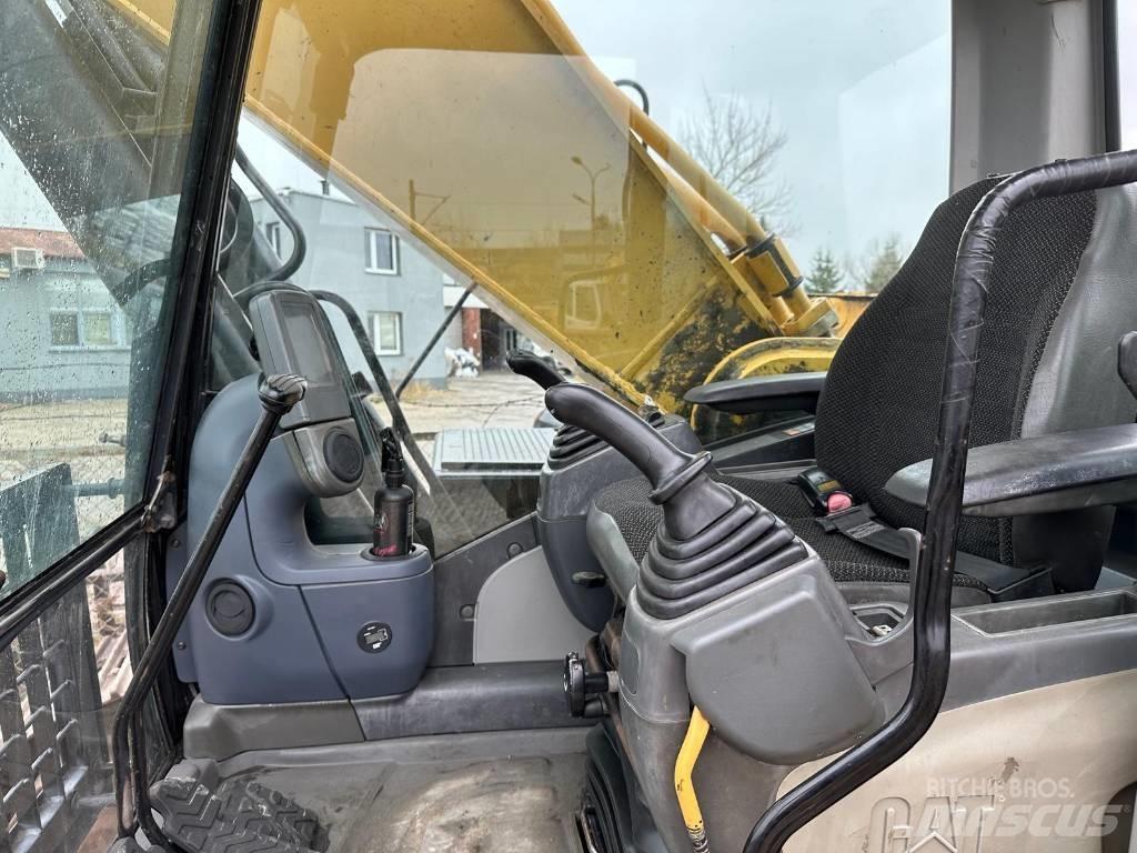 CAT 336 Paletli ekskavatörler